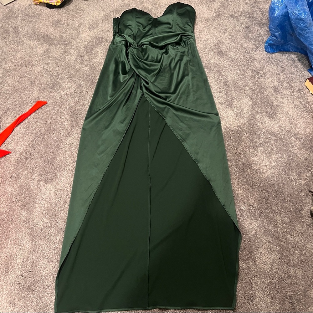 Fashion Nova Strapless Green Dress